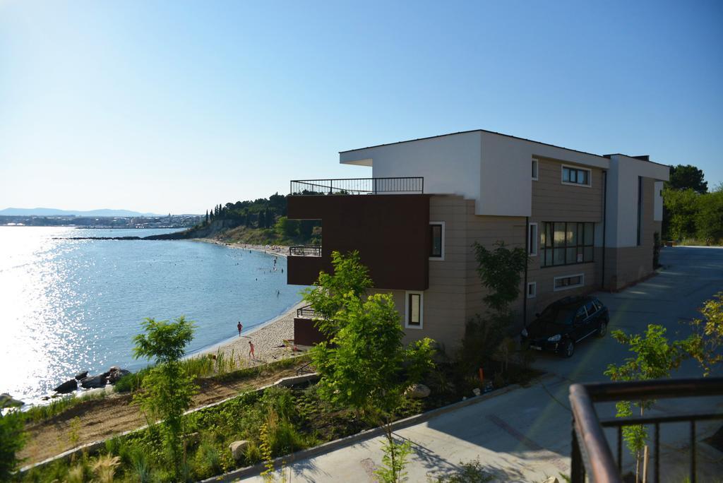 Akrotiriya Apartments Suite Nesebar Eksteriør bilde